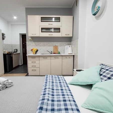 Apartament Estakada เชสโตฮอวา ภายนอก รูปภาพ