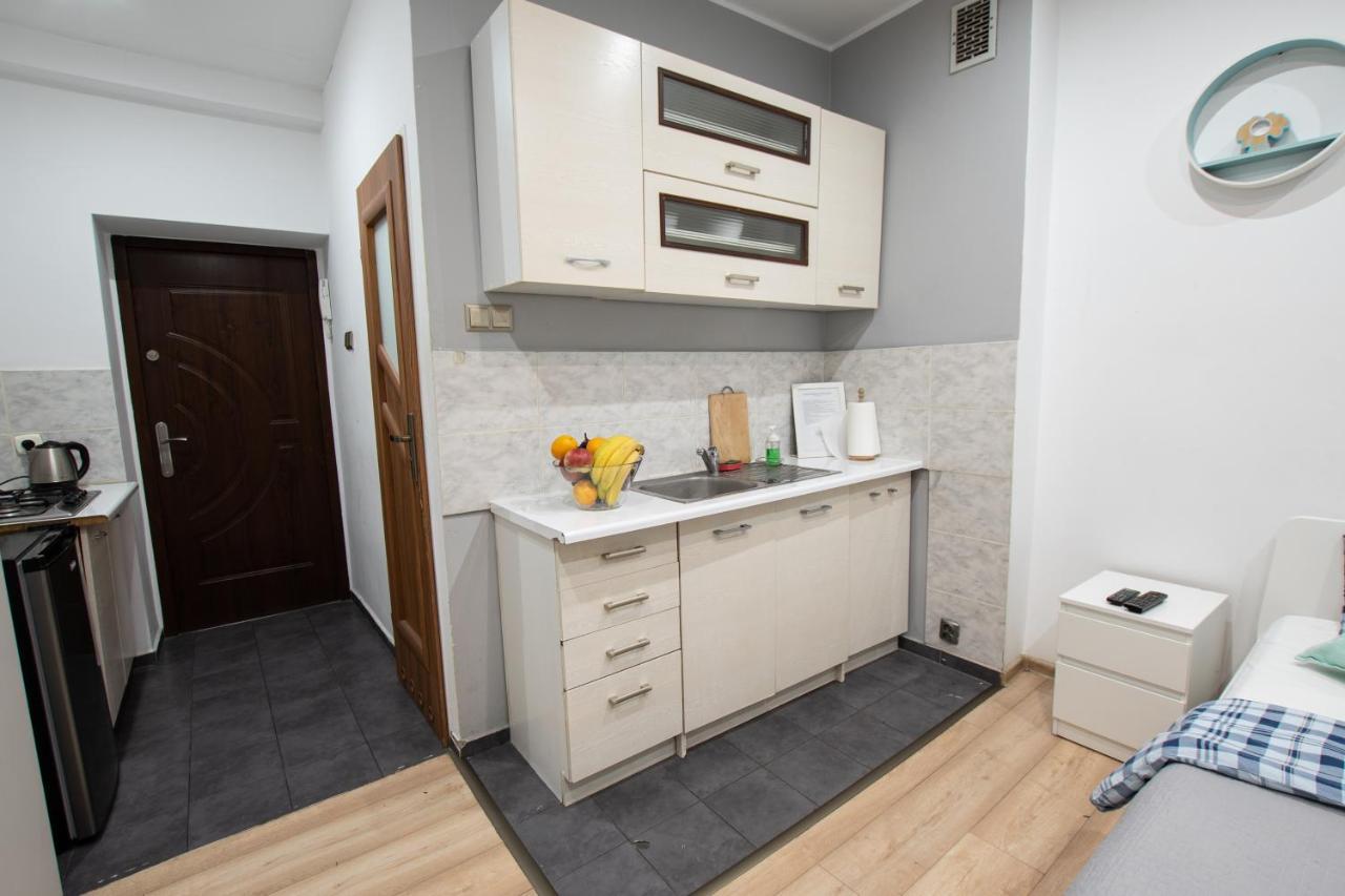 Apartament Estakada เชสโตฮอวา ภายนอก รูปภาพ